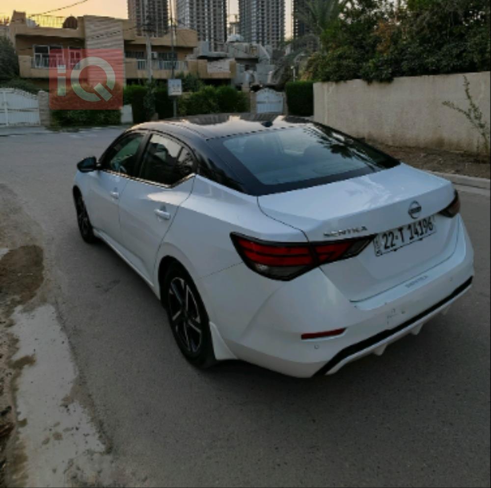 نيسان سنترا